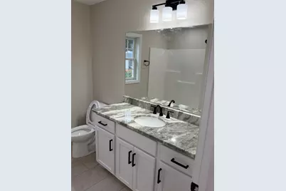 68 Homestead Ave, Springfield, MA 01151 - Photo 30