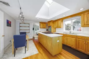 281 Village St, Medway, MA 02053 - Photo 12