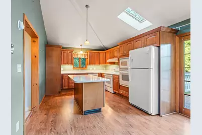 145 E Main St, Hopkinton, MA 01748 - Photo 8