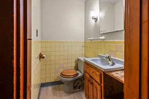 145 E Main St, Hopkinton, MA 01748 - Photo 20