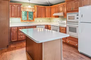145 E Main St, Hopkinton, MA 01748 - Photo 10