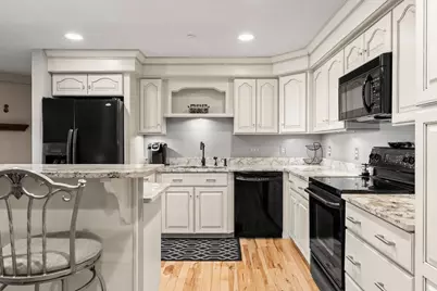 1001 Marina Dr #507, Quincy, MA 02171 - Photo 4