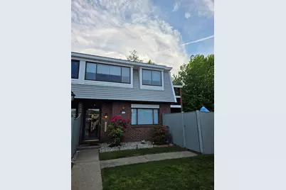 206 Greenbrook Dr #206, Stoughton, MA 02072 - Photo 1