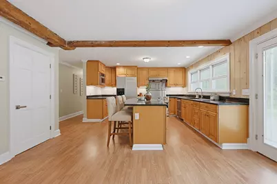 33 Lufkin St, Essex, MA 01929 - Photo 8