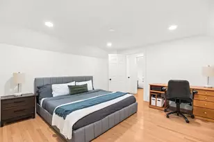 10 Garfield Ave, Woburn, MA 01801 - Photo 18