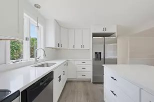 16 Westmont Cir, Shrewsbury, MA 01545 - Photo 8