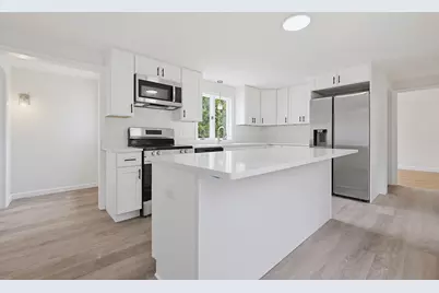 16 Westmont Cir, Shrewsbury, MA 01545 - Photo 6