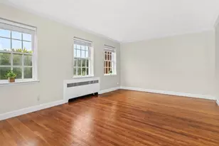 46 Browne St, Brookline, MA 02446 - Photo 6