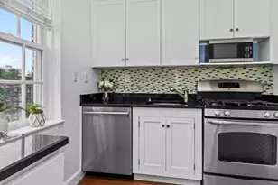 46 Browne St, Brookline, MA 02446 - Photo 10