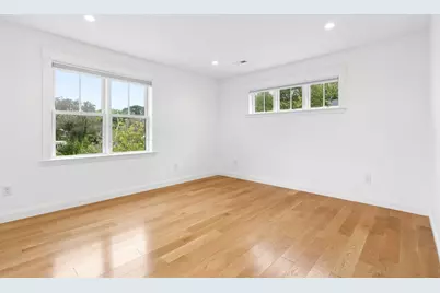 148 Pine St, Newton, MA 02466 - Photo 18