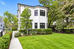 148 Pine St, Newton, MA 02466 - Photo 2