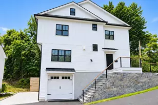 148 Pine St, Newton, MA 02466 - Photo 28