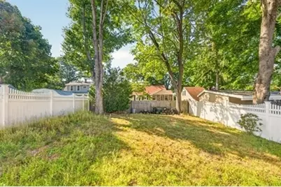 33 Fairchild Ave, Saugus, MA 01906 - Photo 30
