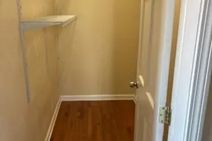 257 Pleasant St, Worcester, MA 01609 - Photo 12