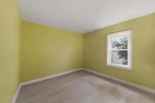 9 Walnut St, Northampton, MA 01060 - Photo 16