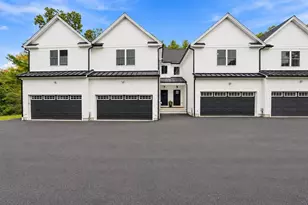 41 Homeward Ave, Uxbridge, MA 01569 - Photo 2