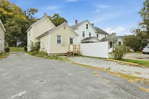 4052 Main St, Palmer, MA 01079 - Photo 22