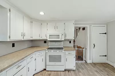 4052 Main St, Palmer, MA 01079 - Photo 8