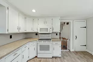 4052 Main St, Palmer, MA 01079 - Photo 8