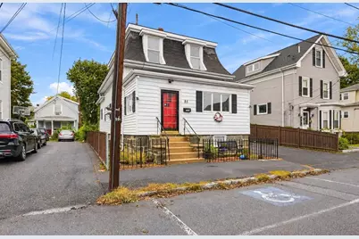 85 Pine St, Swampscott, MA 01907 - Photo 2
