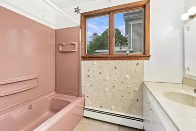 85 Pine St, Swampscott, MA 01907 - Photo 18