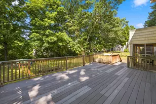 26 Sunset Rd, Dracut, MA 01826 - Photo 12