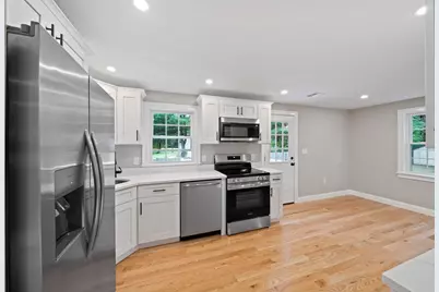 3 Taylor Point Road, Pembroke, MA 02359 - Photo 4