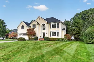 25 Thistle Rd, North Andover, MA 01845 - Photo 2