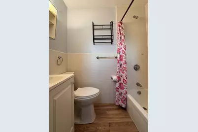 17 Farragut Avenue #2, Somerville, MA 02144 - Photo 4