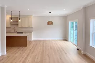 9 Whitman Cir, Bellingham, MA 02019 - Photo 1