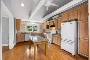9 E Harbor Cir, Falmouth, MA 02536 - Photo 10