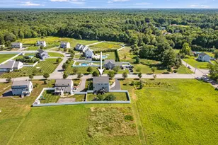 18 Blue Grass Cir, Taunton, MA 02780 - Photo 40