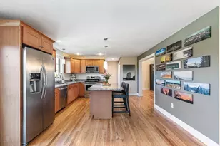 18 Blue Grass Cir, Taunton, MA 02780 - Photo 8