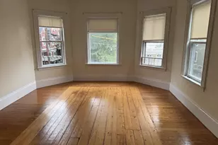 12 Tennyson, Somerville, MA 02145 - Photo 2