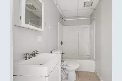 344 Jencks St #3, Fall River, MA 02723 - Photo 2