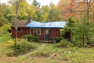 13 Walker Rd, Wales, MA 01081 - Photo 2