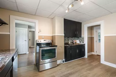 8 Pulaski St, Peabody, MA 01960 - Photo 8