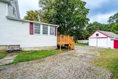 562 Waquoit Hwy, Falmouth, MA 02536 - Photo 40