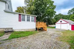 562 Waquoit Hwy, Falmouth, MA 02536 - Photo 40