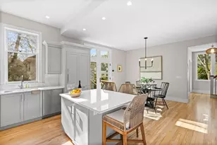 27 Lang St, Concord, MA 01742 - Photo 2