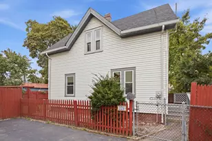 221 Chatham St, Lynn, MA 01902 - Photo 1