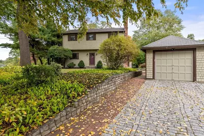38 Hawthorne Rd, Wayland, MA 01778 - Photo 2