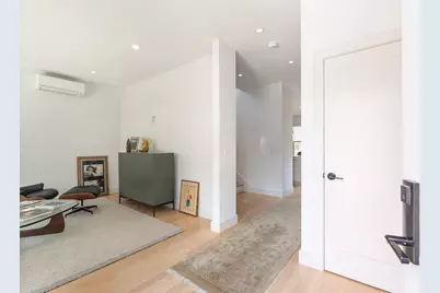 9 Jackson St #9, Cambridge, MA 02140 - Photo 4