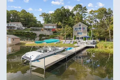 197 Roxy Cahoon Rd, Plymouth, MA 02360 - Photo 2