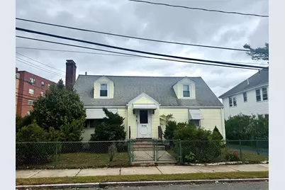 19 Brookdale Rd, Arlington, MA 02474 - Photo 1