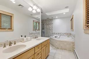89 Dunstable, Westford, MA 01886 - Photo 16