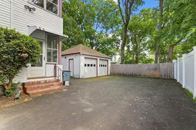 40 Murray Hill Rd. #3, Boston, MA 02131 - Photo 10