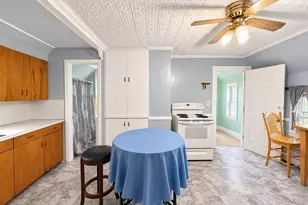 50 Hilton St, Chicopee, MA 01020 - Photo 6