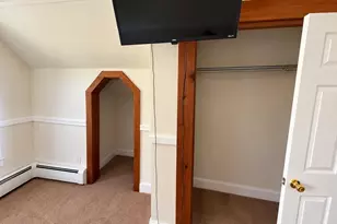 50 Hilton St, Chicopee, MA 01020 - Photo 14
