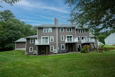 78 Laurelwood Dr #78, Hopedale, MA 01747 - Photo 2